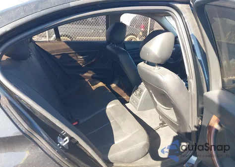 2013 BMW 328I xDrive z USA, uszkodzony, nr VIN WBA3B3G5XDNR80661